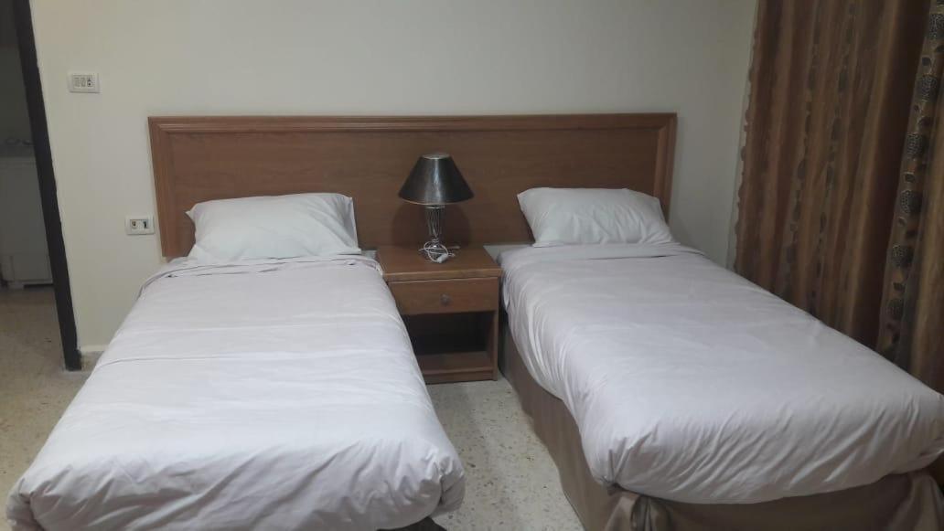 Mesha Stele Hotel Suites Madaba Exterior photo